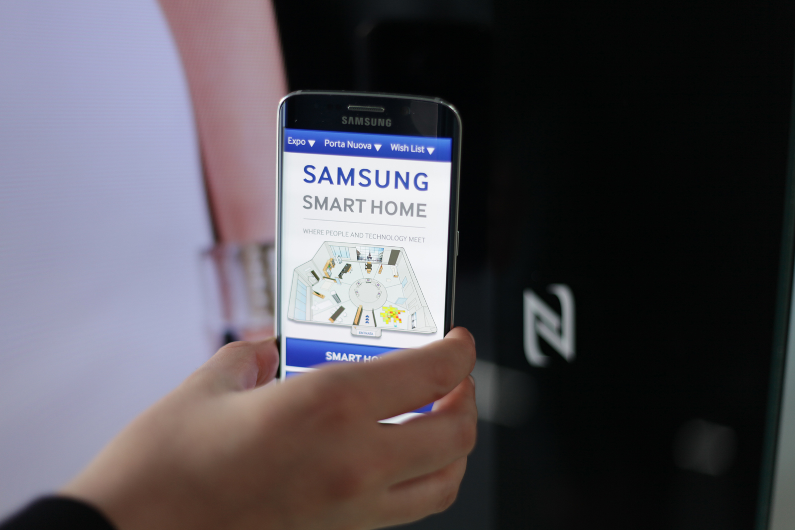 Samsung SmartHome close up
