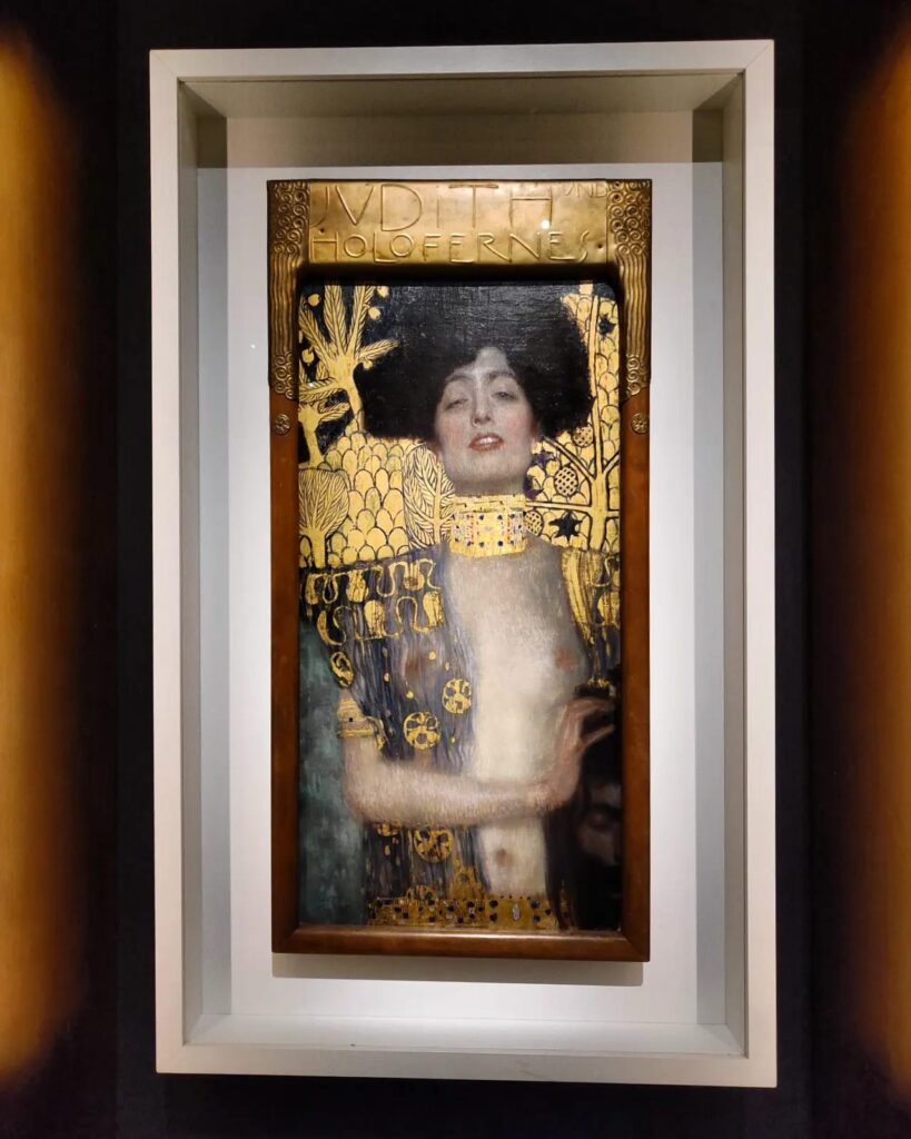 foto del quadro Giuditta, di Gustav Klimt, esposto alla mostra Klimt. La Secessione e l’Italia a roma, per la quale ett ha realizzato delle audioguide